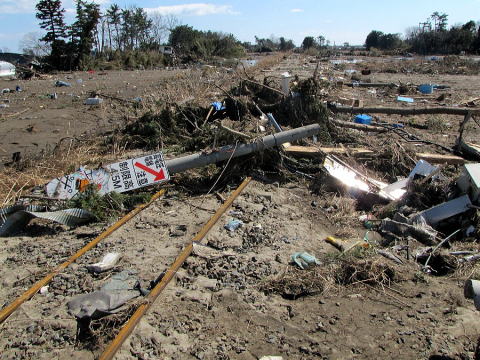 東日本大震災に伴う常磐線亘理・新地駅間の津波被害状況